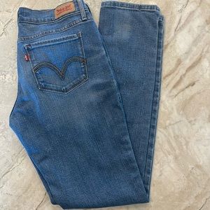 Levi’s 524 Skinny Jeans